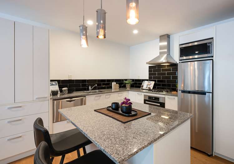 204/1 Beetham Street Queenstown_4