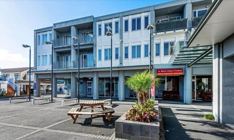 GF/229 Dairy Flat Highway Albany_1