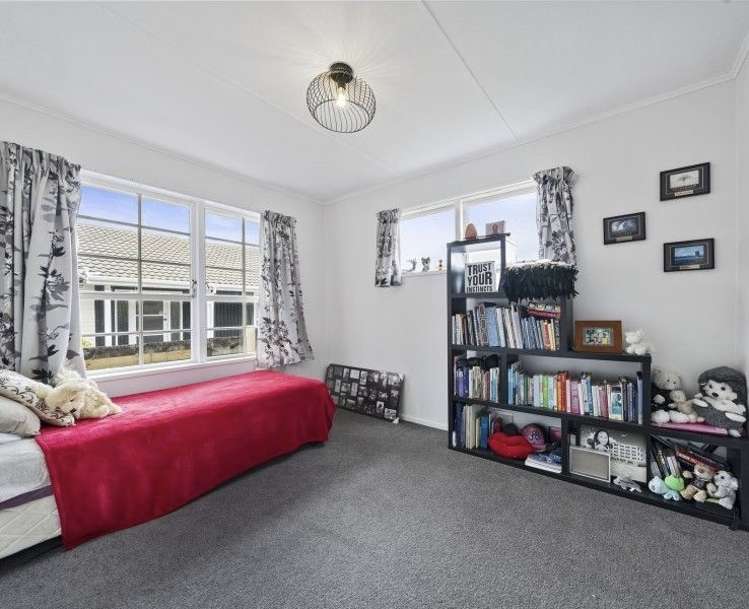 13 Kaponga Street Wainuiomata_9