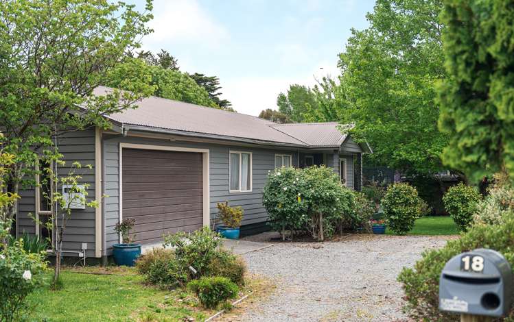 18 Lincoln Road Carterton_16