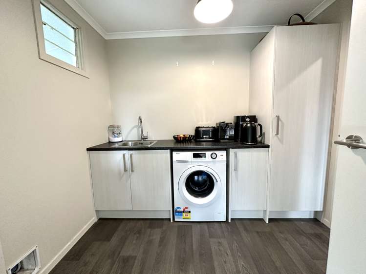 15 Rakiura Parade Otatara_19