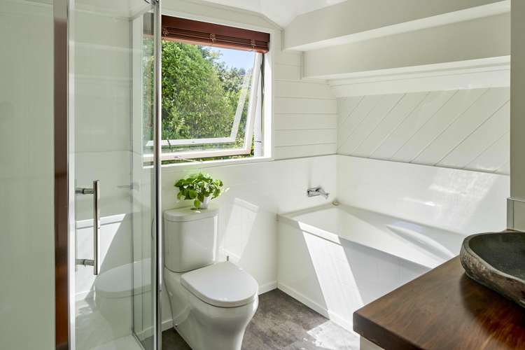 46 Gordon Road Plimmerton_22