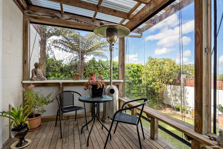 249 Glengarry Road Glen Eden_24