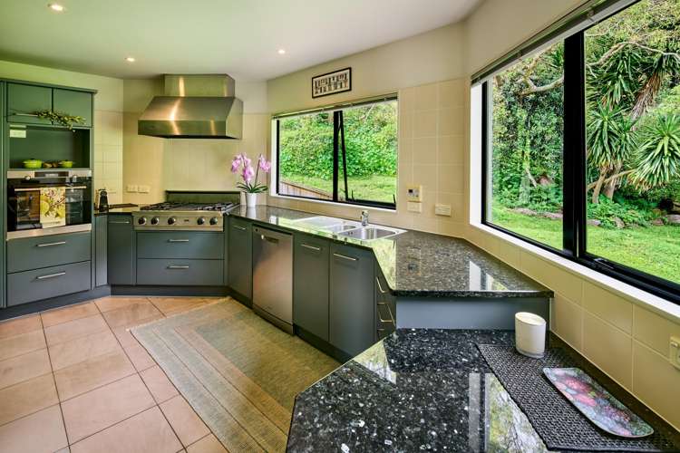 12/22 Oriental Terrace Oriental Bay_13