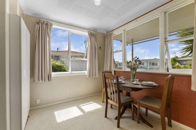 35 Rugby Street Levin_5