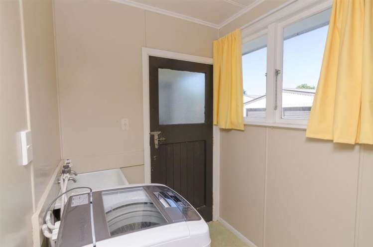 7 Short Street Masterton_11