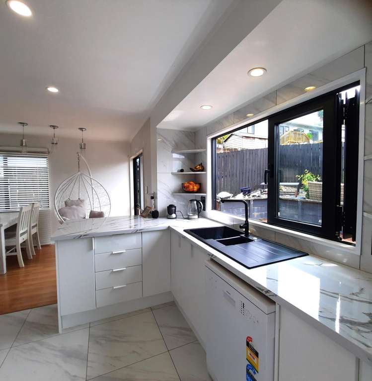 4B Antrim Grove Bayview_5