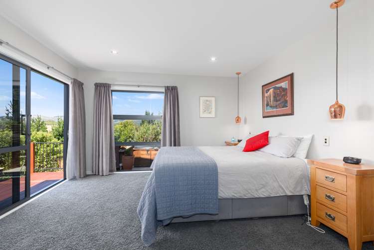 154 Endeavour Drive Whitby_13