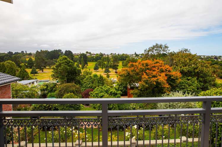 20 Kitchener Square Highfield_35