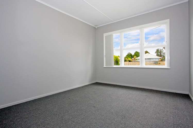 42 Valentine Street Papakura_11