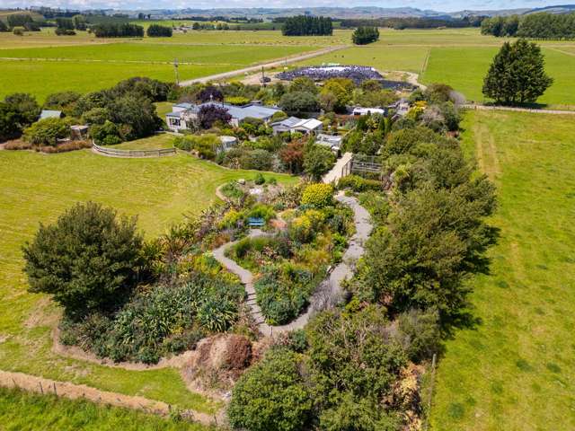 54 Baylys Road, Carterton - Garden of Tranquillity