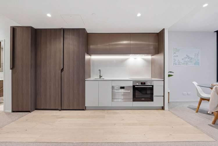 803/10 Commerce Street City Centre_6