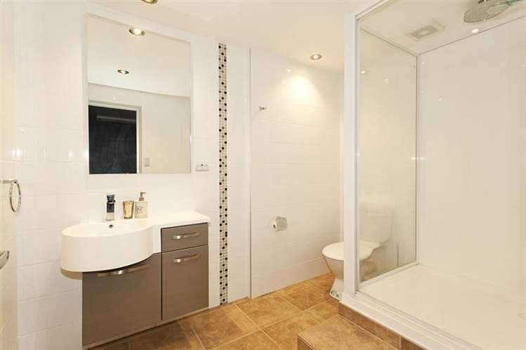 63 Seaview Road Castor Bay_14