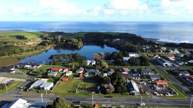 8 Tasman Street Opunake_4