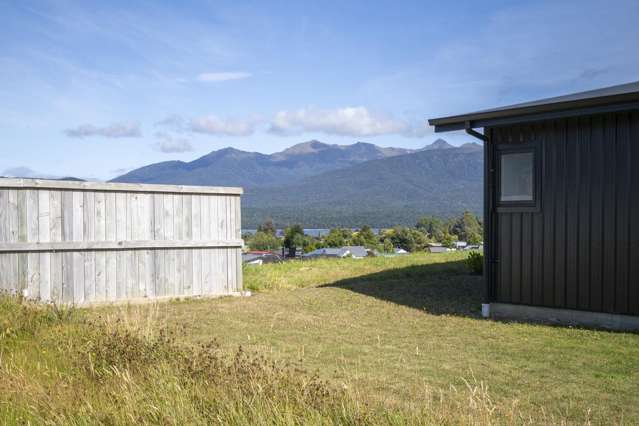 31 Burnby Drive Te Anau_1