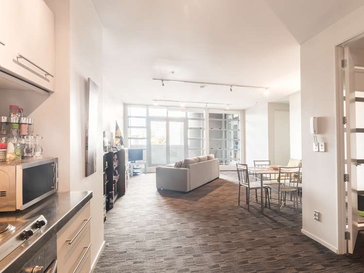 407/20 Hanson Street Mount Cook_3