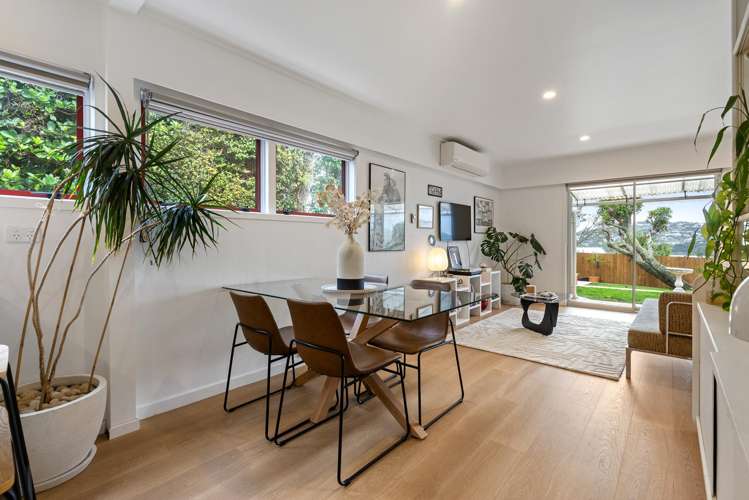 81 Seaview Road Paremata_29