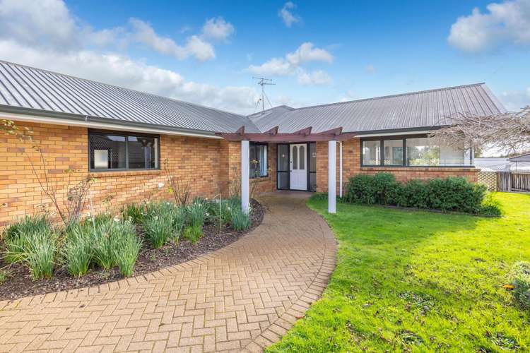 308 Greenhill Drive_3