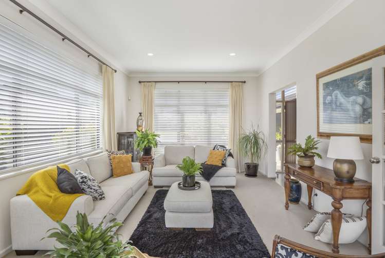 99 Pine Harbour Parade Beachlands_22