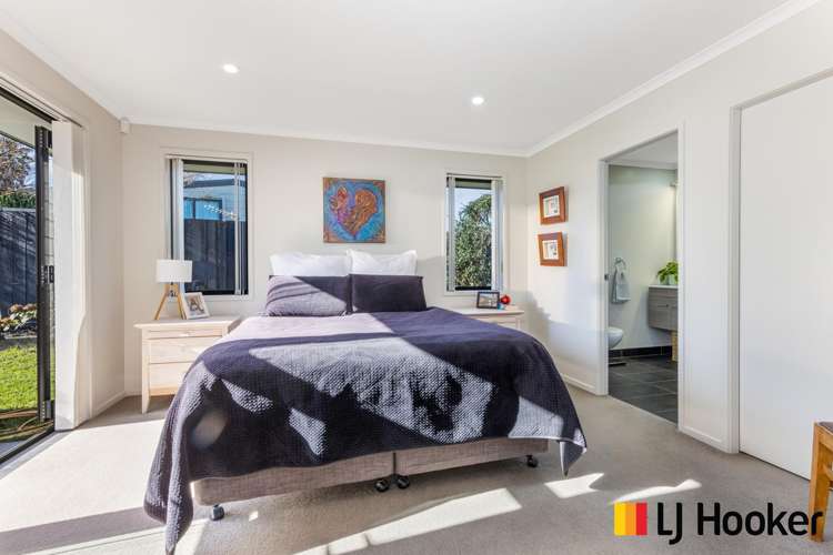 36 Sunningdale Street Wattle Downs_12
