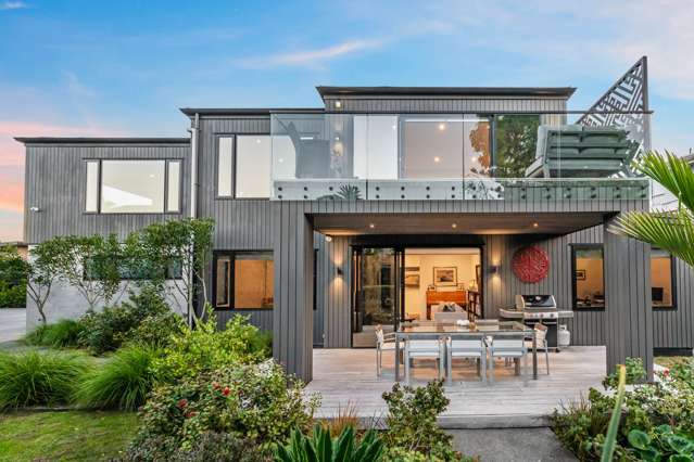 Spacious. Stylish. Seaside Living.