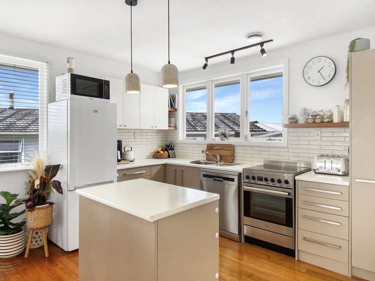 20 Ogle Crescent Kamo_9