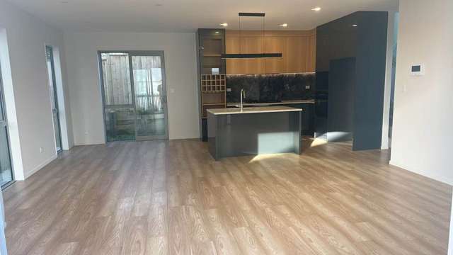 37B Sorrel Crescent Bucklands Beach_3