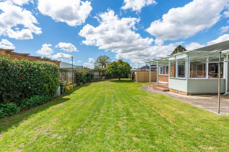 111 Cobham Drive Hamilton East_1