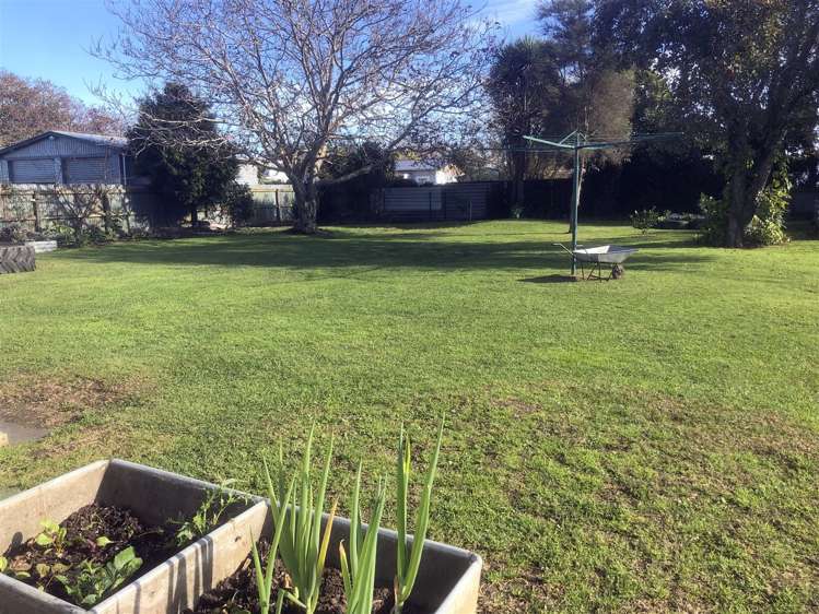 11 Saint Clair Street Takapau_14