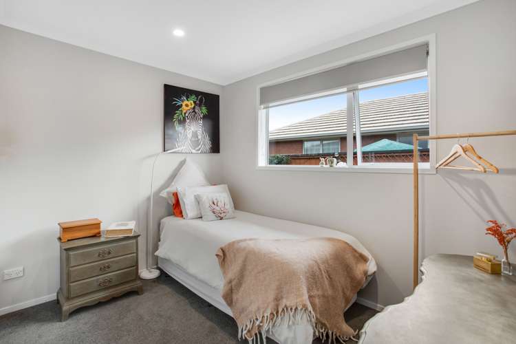 33 Black Beech Crescent Takanini_13