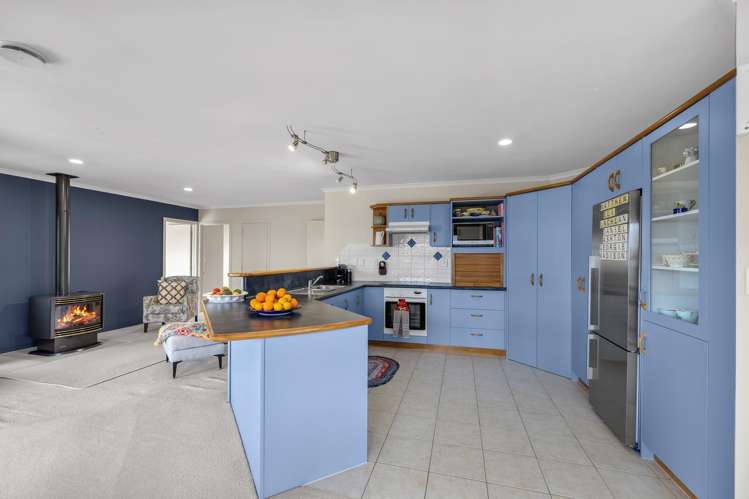 13 Hulme Place Owhata_3
