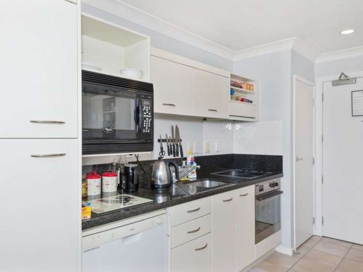 10o/100 Greys Avenue Auckland Central_7