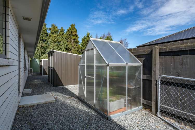 32 Geoff Geering Drive Netherby_17
