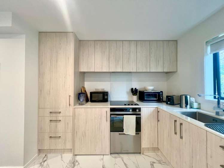 E/1 Hamurana Place Te Atatu Peninsula_1