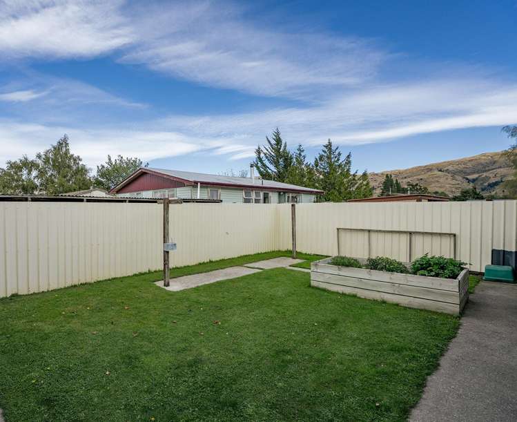 1b Antimony Crescent Cromwell_13