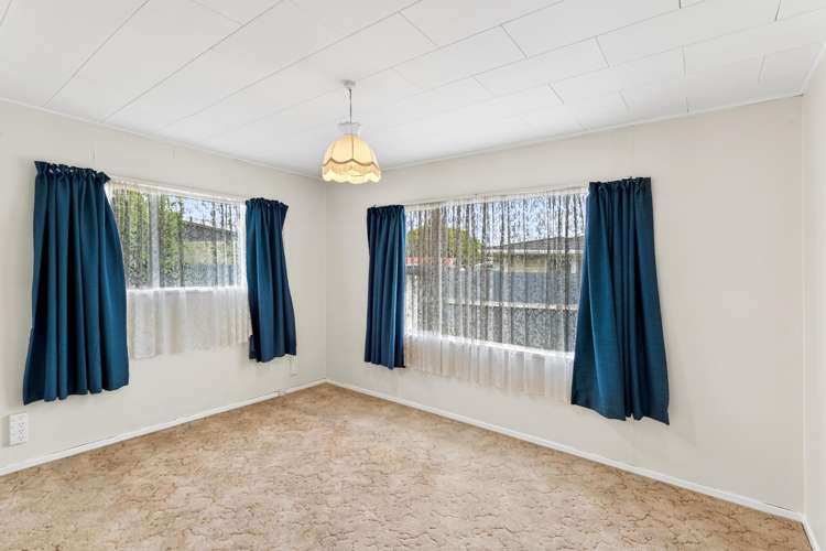 63 Alexander Avenue Onekawa_7