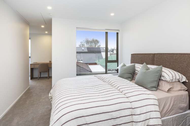 3/23 Webb Street Merivale_13