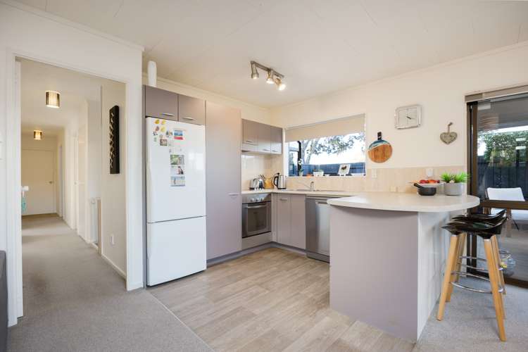 9a Maygrove Drive Orewa_10