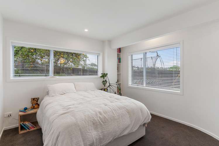 2/97 Takutai Avenue Half Moon Bay_22