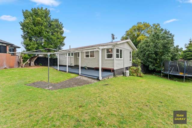 Charming Family Home on a Spacious Section!