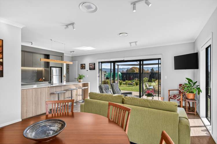17 Hereford Drive Carterton_10