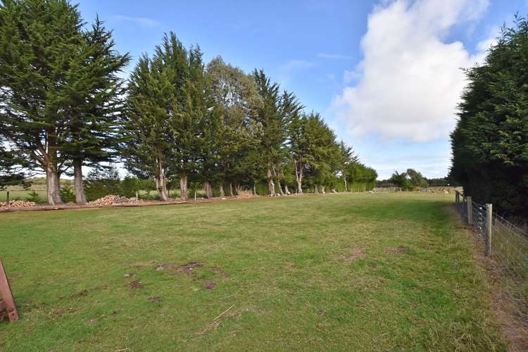 197 Curran Road Otatara_21