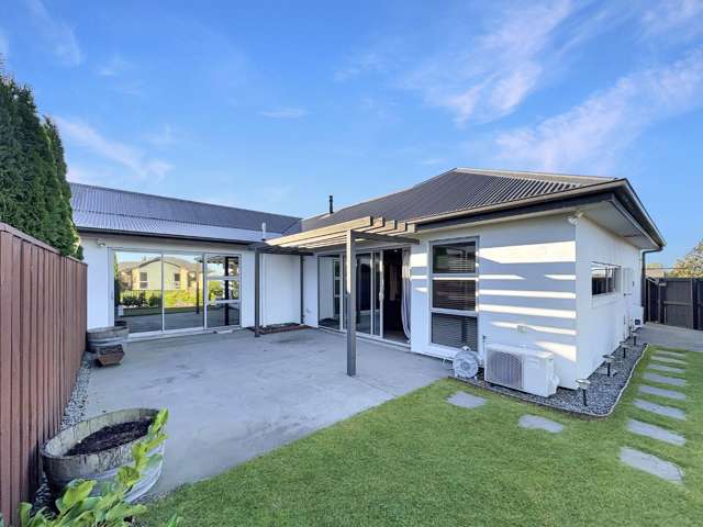 ROLLESTON - 3 BEDROOMS