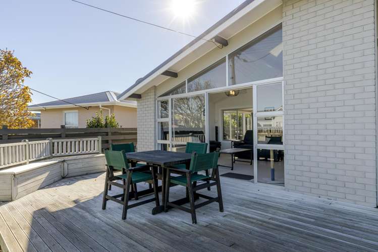 4A Blake Street Waitara_8