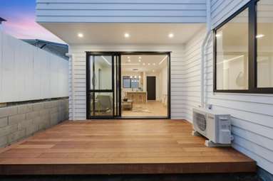 312 Sandringham Road_1