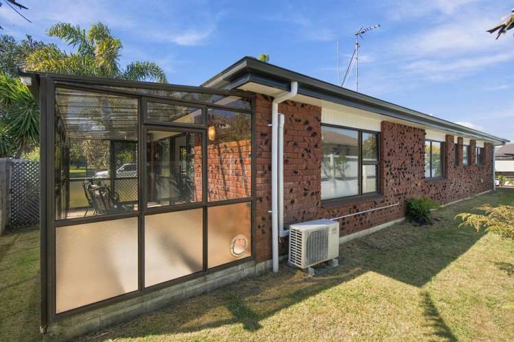 35 Sunrise Avenue Mount Maunganui_25