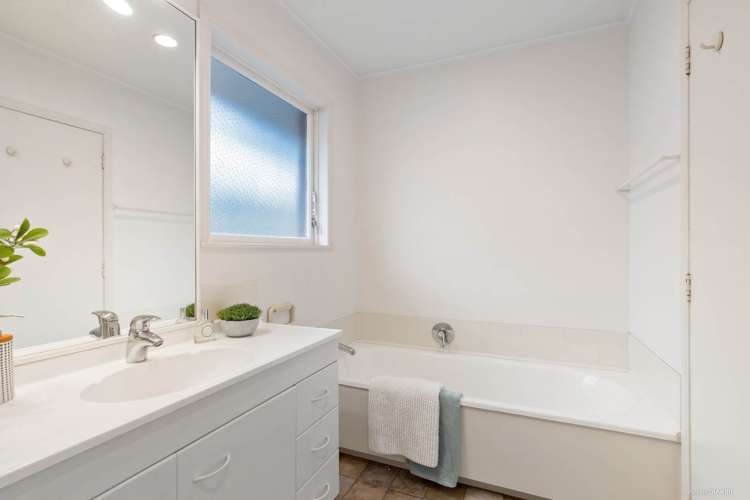 24b Mcdonald Crescent Mount Wellington_13