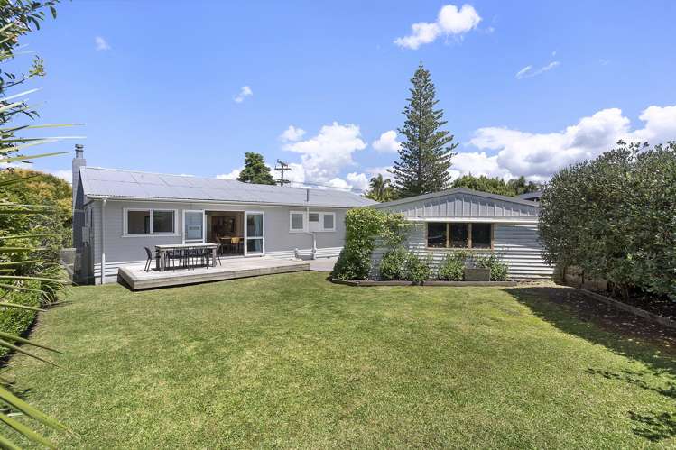 1 Mackwood Place Birkdale_13