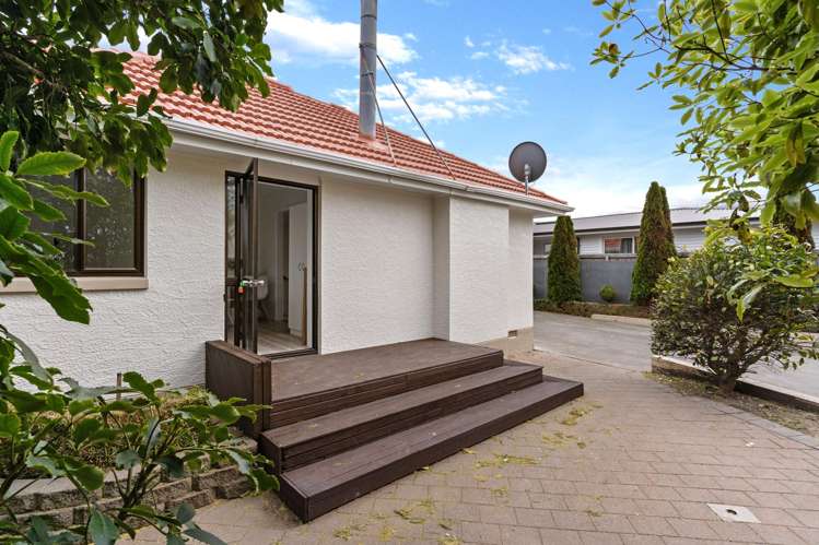 35 Reginald Street Burwood_21