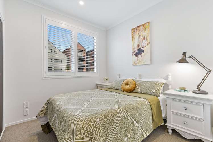 2/110 Hobsonville Point Road Hobsonville Point_11